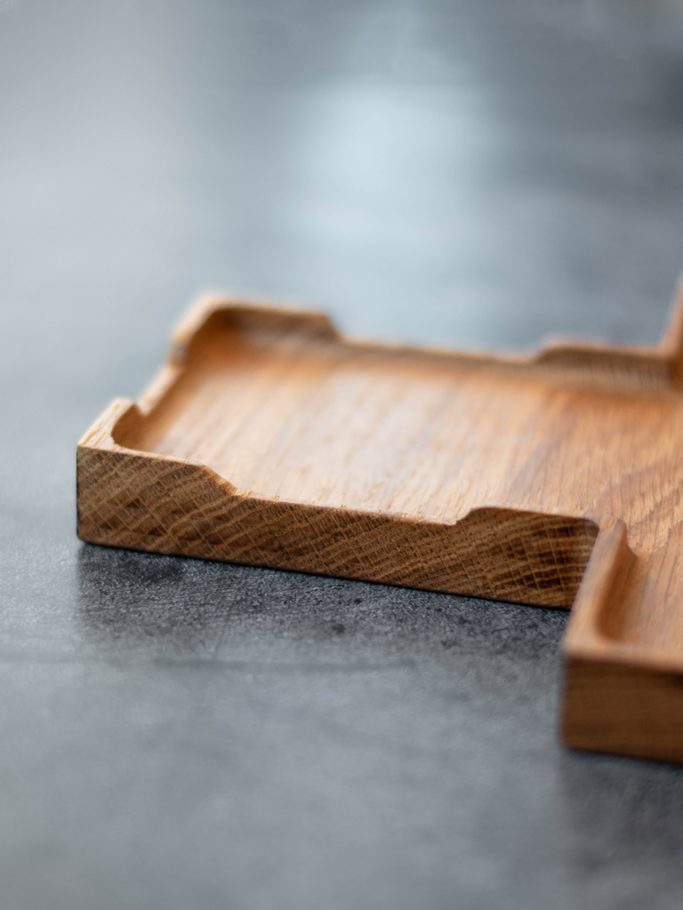 Поднос из дуба фуршетный Т-обратный светлая