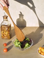 Кухонная лопатка из дуба